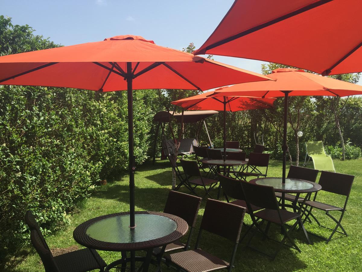 Casa Eden Hotel Costinesti Eksteriør billede